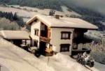 Rakouské místo Zell am Ziller s chatou Rosa